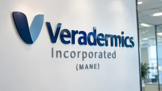 Veradermics Shares Surge to Record Highs Near 136 USD as Oral Hair Loss Drug Succeeds in Phase 3 Trial